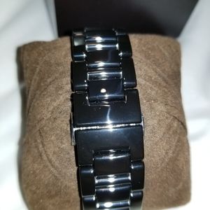 Micheal kors watch.  No.MK5844